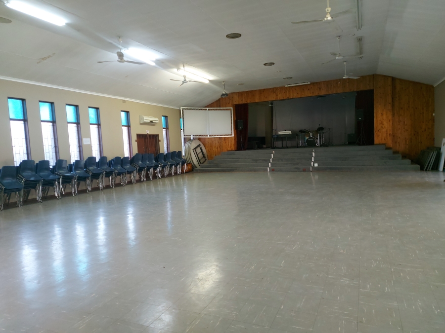 Commercial Property for Sale in Oos Einde North West